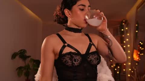 taylormichell online show from 1, 5, 2026