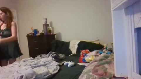 taylorslay online show from 3, 2, 2026