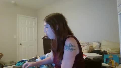 taylorslay online show from 2, 4, 2026