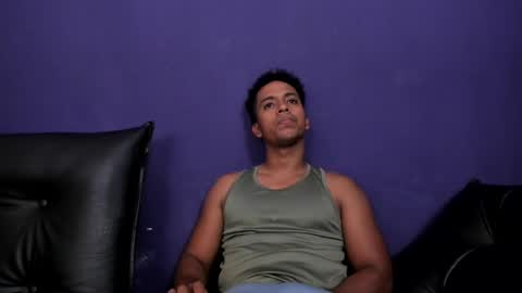 Snapshot of taysonysasha chatting on 10, 3, 2025 ask for cum online show from 10, 3, 2025