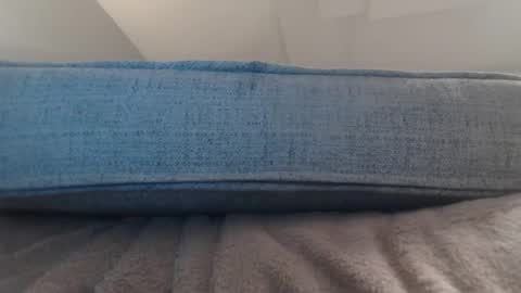 Snapshot of tbiz82 chatting on 4, 10, 2025 Tbiz82 online show from 4, 10, 2025