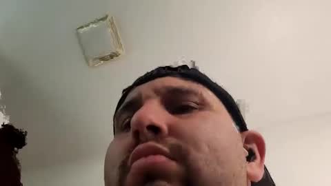 Snapshot of tboy833 chatting on 21, 2, 2025 Luis online show from 21, 2, 2025