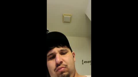 Snapshot of tboy833 chatting on 28, 9, 2025 Luis online show from 28, 9, 2025