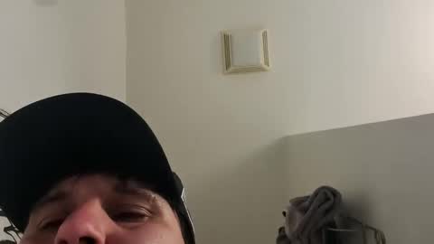 Snapshot of tboy833 chatting on 8, 10, 2025 Luis online show from 8, 10, 2025