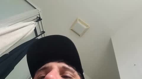 Snapshot of tboy833 chatting on 9, 10, 2025 Luis online show from 9, 10, 2025