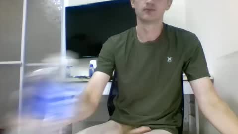 Snapshot of tcute0 chatting on 25, 9, 2025 tcute0 online show from 25, 9, 2025