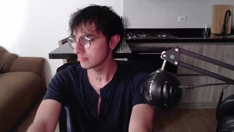 Teo independent model online show from 3, 7, 2026