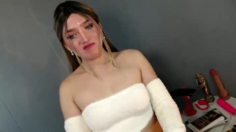 ellaine online show from 22, 12, 2024