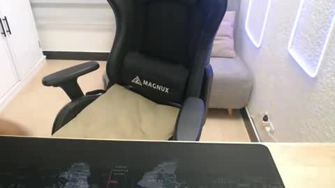 DYNAMITE DUO69 online show from 12, 2, 2026