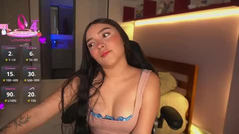 Loren Soler    Sophie Soler 19 years online show from 3, 6, 2026
