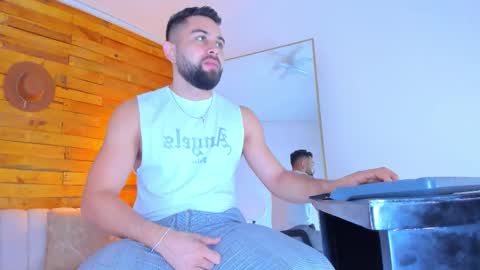 ted_montoya online show from 18, 10, 2025