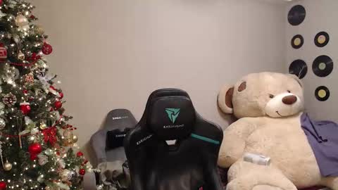 Snapshot of teddy_mode chatting on 22, 12, 2025 Teddy online show from 22, 12, 2025