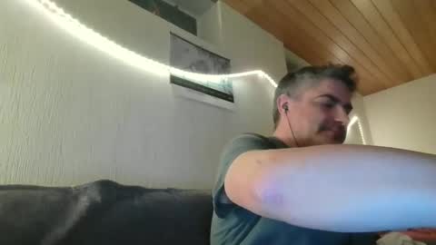 Snapshot of teeforyou chatting on 14, 1, 2025 Peter online show from 14, 1, 2025
