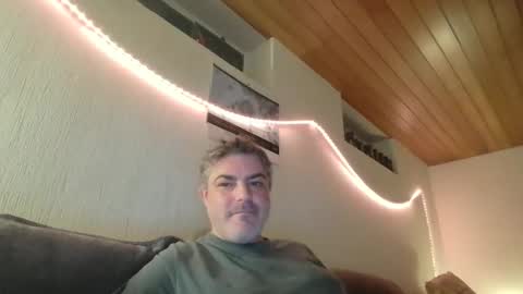 Snapshot of teeforyou chatting on 25, 1, 2025 Peter online show from 25, 1, 2025