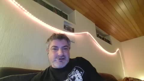 Snapshot of teeforyou chatting on 29, 1, 2025 Peter online show from 29, 1, 2025