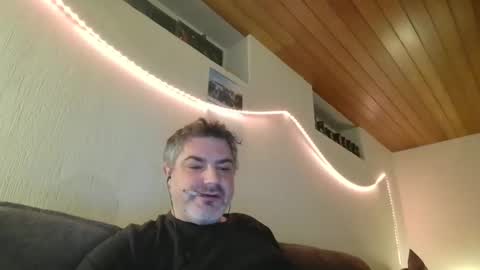 Snapshot of teeforyou chatting on 31, 1, 2025 Peter online show from 31, 1, 2025