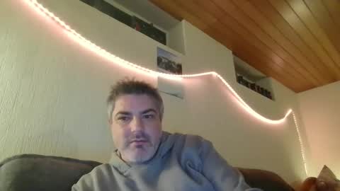 Snapshot of teeforyou chatting on 4, 2, 2025 Peter online show from 4, 2, 2025