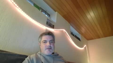 Snapshot of teeforyou chatting on 8, 2, 2025 Peter online show from 8, 2, 2025