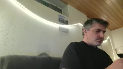 Snapshot of teeforyou chatting on 14, 2, 2025 Peter online show from 14, 2, 2025