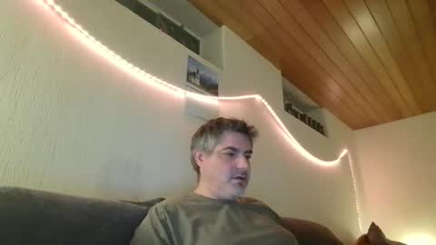 Snapshot of teeforyou chatting on 22, 2, 2025 Peter online show from 22, 2, 2025