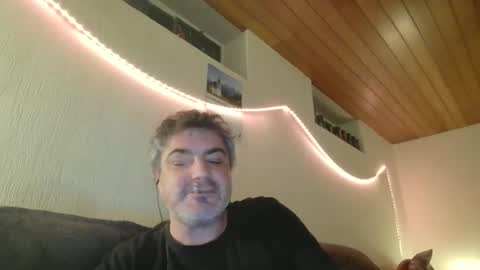 Snapshot of teeforyou chatting on 25, 2, 2025 Peter online show from 25, 2, 2025