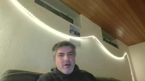 Snapshot of teeforyou chatting on 5, 3, 2025 Peter online show from 5, 3, 2025
