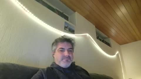 Snapshot of teeforyou chatting on 9, 3, 2025 Peter online show from 9, 3, 2025