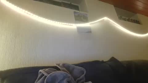 Snapshot of teeforyou chatting on 24, 9, 2025 Peter online show from 24, 9, 2025