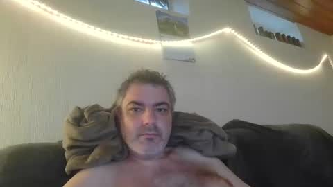 Snapshot of teeforyou chatting on 25, 9, 2025 Peter online show from 25, 9, 2025