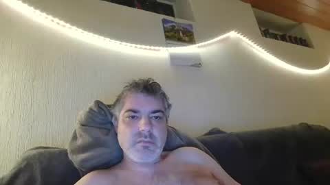 Snapshot of teeforyou chatting on 8, 10, 2025 Peter online show from 8, 10, 2025