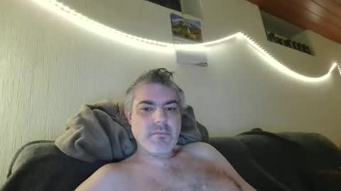 Snapshot of teeforyou chatting on 23, 10, 2025 Peter online show from 23, 10, 2025