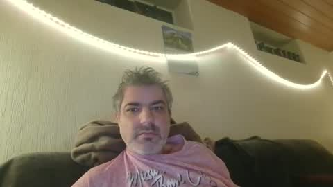 Snapshot of teeforyou chatting on 27, 10, 2025 Peter online show from 27, 10, 2025