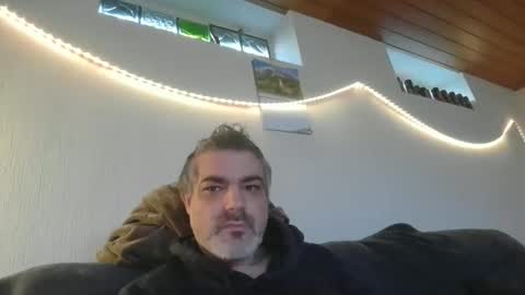 Snapshot of teeforyou chatting on 30, 10, 2025 Peter online show from 30, 10, 2025