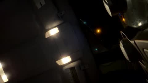 Twizzler online show from 23, 10, 2025