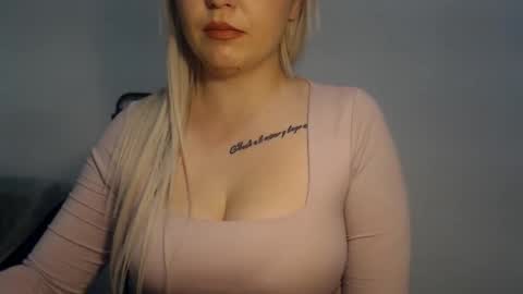 Teeyara  online show from 10, 2, 2026