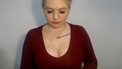 Teeyara  online show from 14, 2, 2026