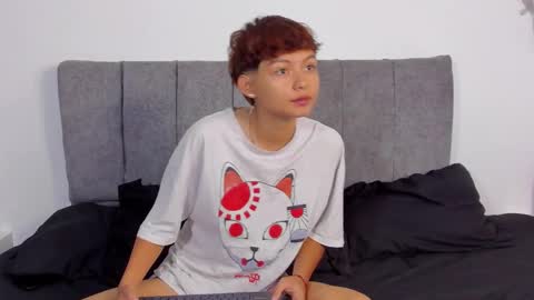 Estefani online show from 27, 2, 2026