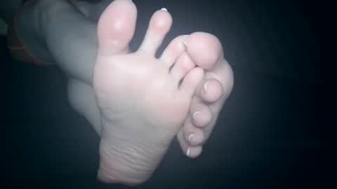 Viv West online show from 23, 10, 2025