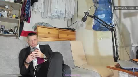 Virg Lszl online show from 16, 2, 2025