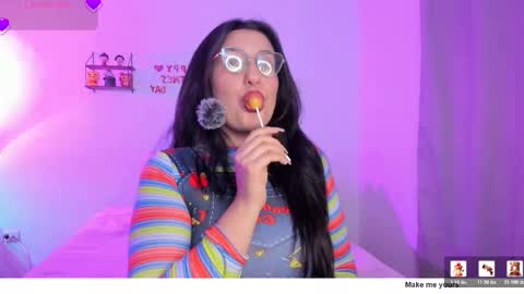 Snapshot of tellme_maddie chatting on 11, 2, 2026 Maddie online show from 11, 2, 2026