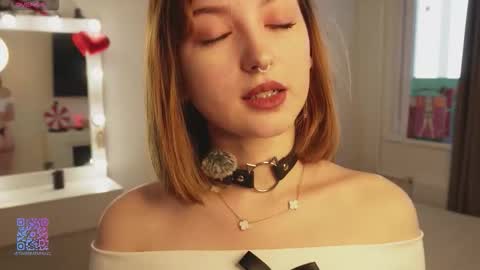 Sarah     online show from 16, 2, 2026