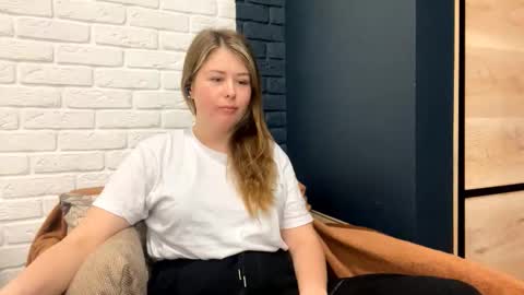 Lana online show from 24, 3, 2026