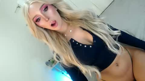 Snapshot of temptationofsex chatting on 7, 10, 2025 EVA GLASSCOTT online show from 7, 10, 2025