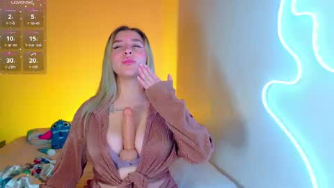 Snapshot of temptationsweet__ chatting on 7, 7, 2026 Sara online show from 7, 7, 2026