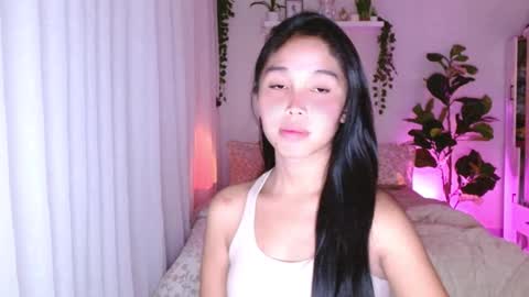 Snapshot of temptessa20 chatting on 27, 10, 2025 temptessa20 online show from 27, 10, 2025