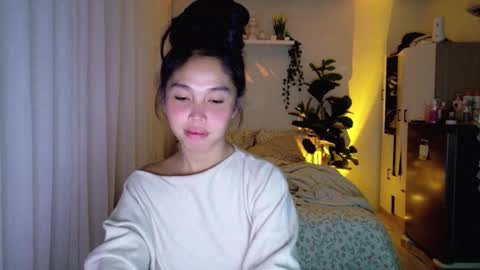 Snapshot of temptessa20 chatting on 29, 10, 2025 temptessa20 online show from 29, 10, 2025