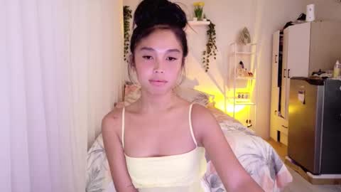 Snapshot of temptessa20 chatting on 4, 11, 2025 temptessa20 online show from 4, 11, 2025