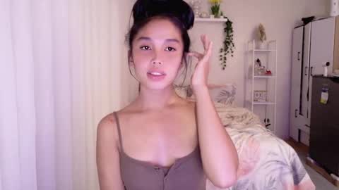 Snapshot of temptessa20 chatting on 10, 11, 2025 temptessa20 online show from 10, 11, 2025