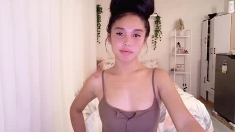 Snapshot of temptessa20 chatting on 11, 11, 2025 temptessa20 online show from 11, 11, 2025