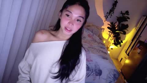 Snapshot of temptessa20 chatting on 12, 11, 2025 temptessa20 online show from 12, 11, 2025